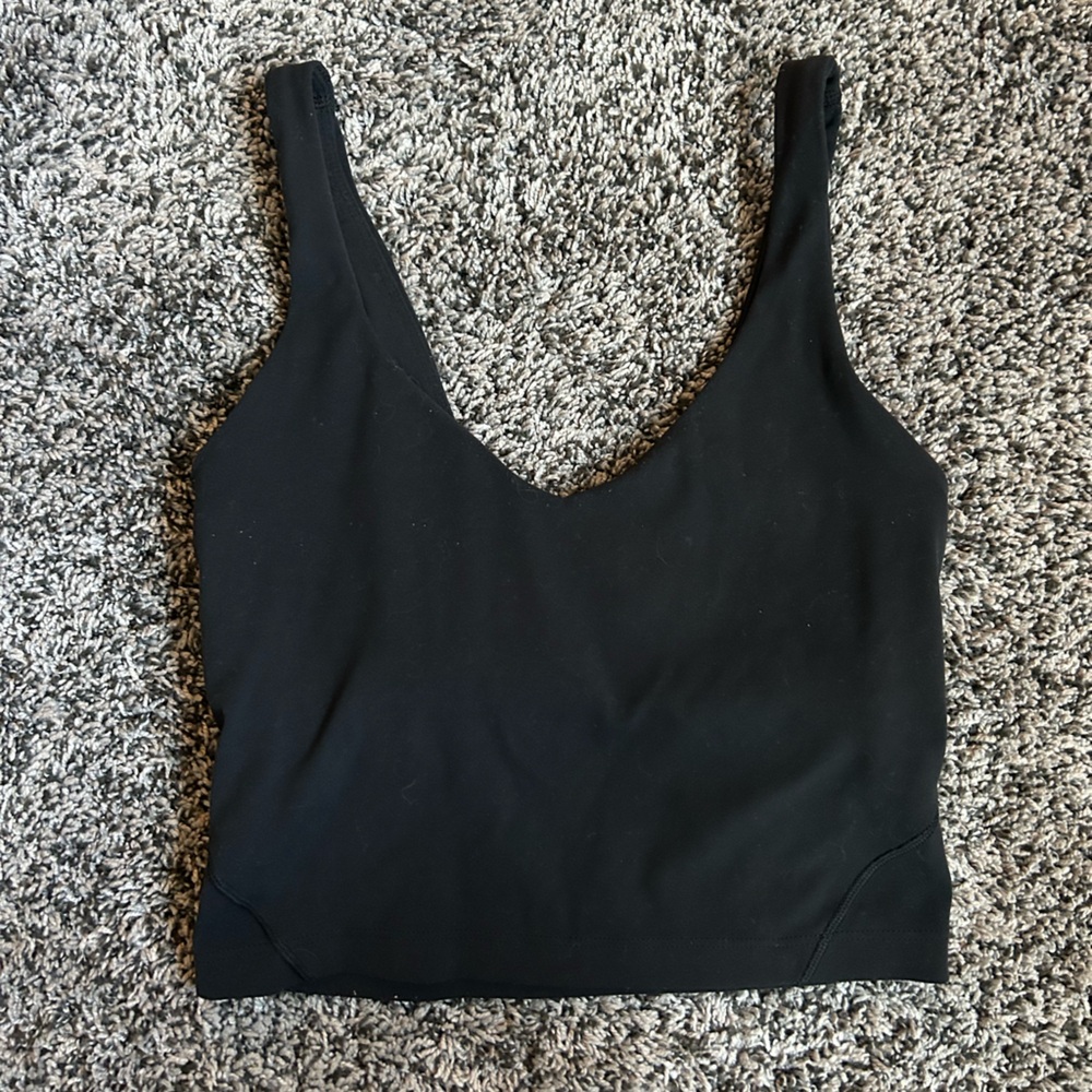 black lululemon align tank